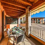 Le Terrazze By Whale Homes Apartament